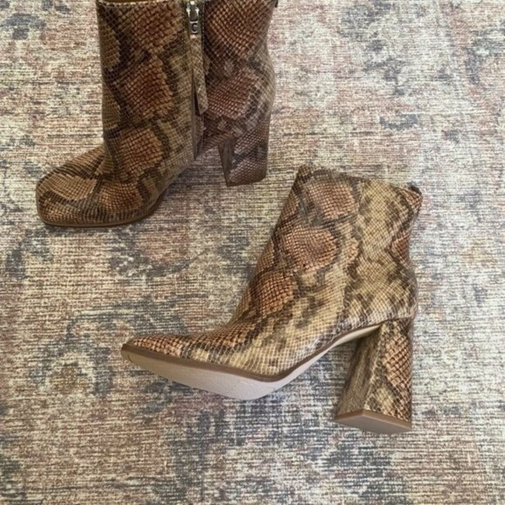 Snake Print Circus by Sam Edelman Women's Pascha Ankle‎ Boot SZ 8.5 - Picture 8 of 9